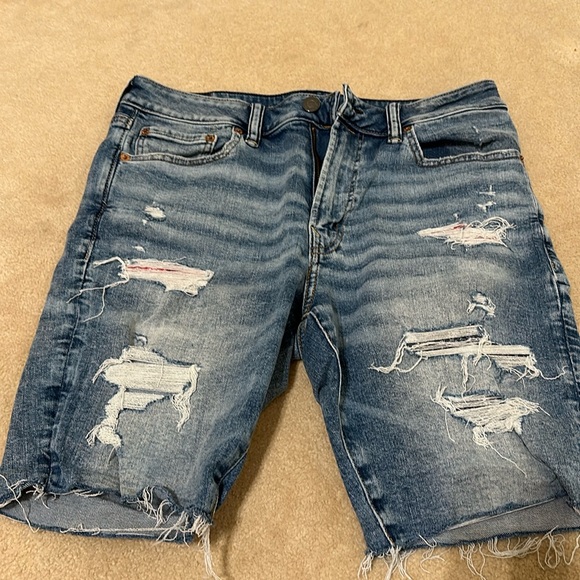 AE men’s denim shorts. - Picture 1 of 4